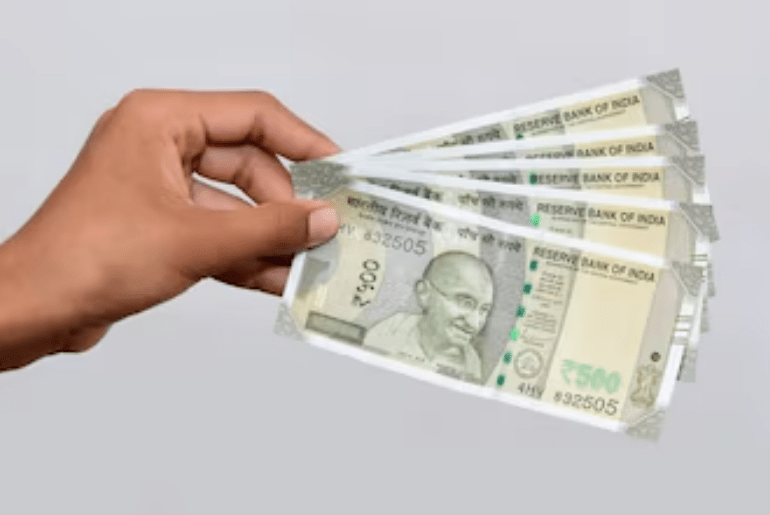 Government puts PSB executives’ performance-linked incentives on hold incentive